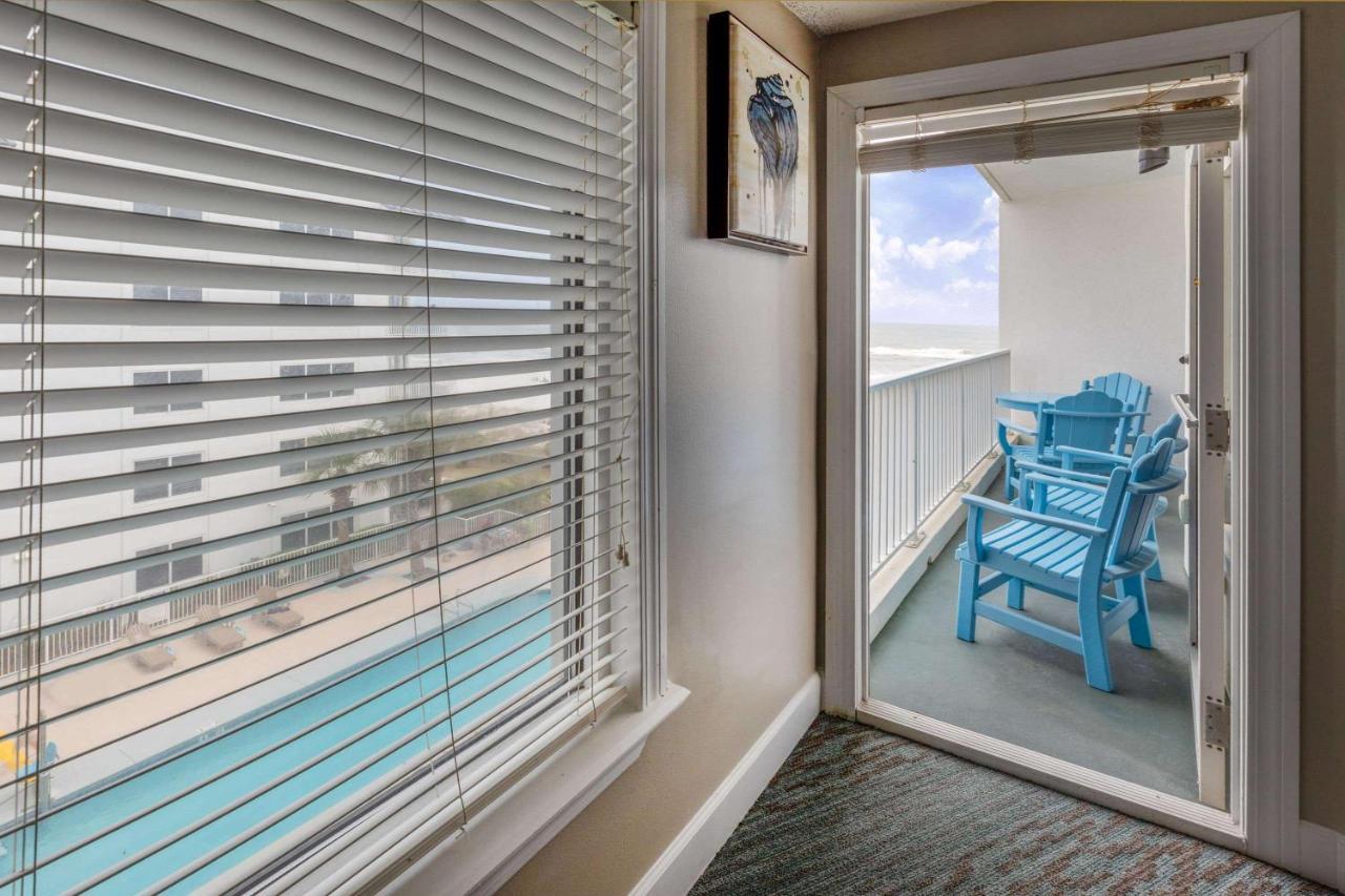 Three-Bedroom Apartment Ocean View Non-Smoking,1363776554:JPEG