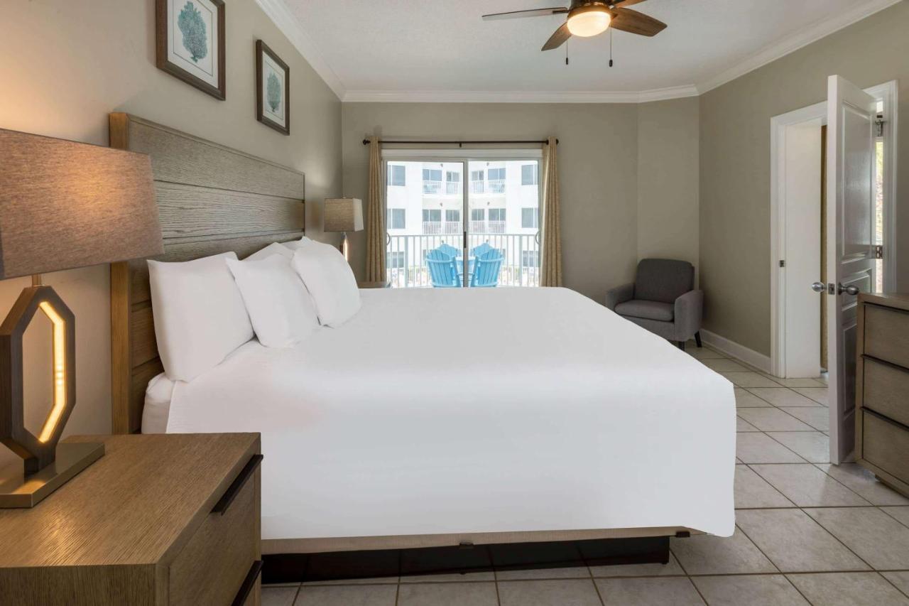 Three-Bedroom Apartment Ocean View Non-Smoking